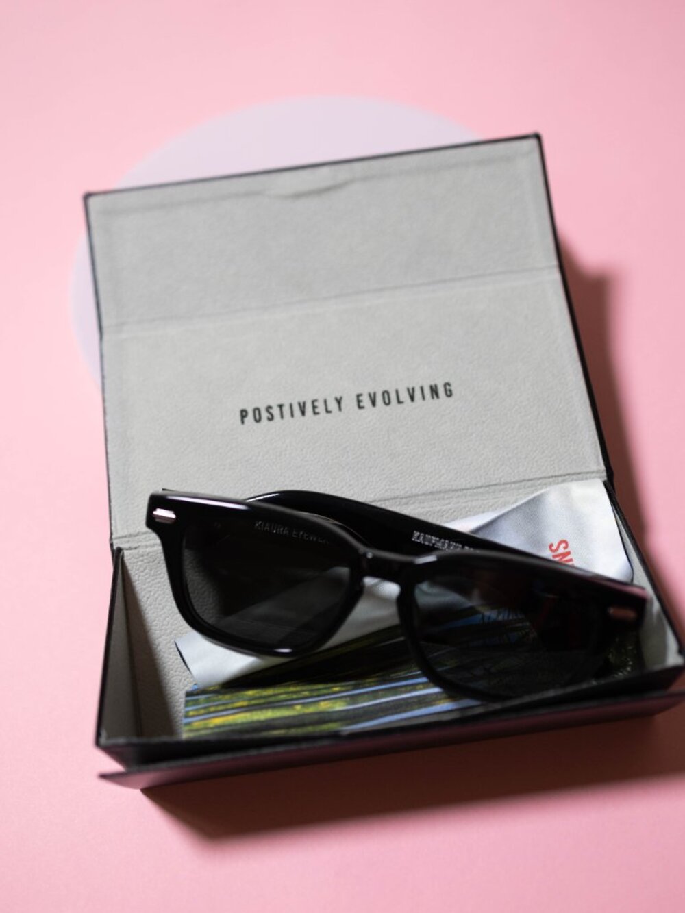 KIAURA Sunglasses in Black Crystal - Picture 11 of 12